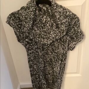 Mudd Grey and White Knit Sweater